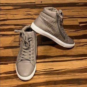 Steve Madden sneakers